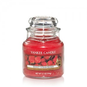 Yankee Candle - Housewarmer - Sweet Strawberry - 105g