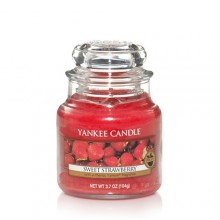 Yankee Candle - Housewarmer - Sweet Strawberry - 105g